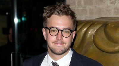 Love Island's Iain Stirling forced to overhaul 'dangerous lifestyle' - heatworld.com