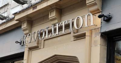 Revolution bar chain exploring rescue options as curfew restrictions hit - www.manchestereveningnews.co.uk