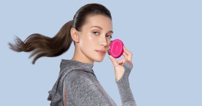 Move Over, NuFace — FOREO’s New Facial Firming Device Is 2X More Powerful - www.usmagazine.com