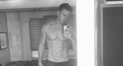 Channing Tatum puts his washboard abs on display in new shirtless selfie; Captions it ‘Daddy’s back’ - www.pinkvilla.com