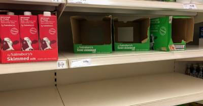 Sainsbury's, Iceland, Co-Op, and Waitrose urgently recall milk, cake and chicken - www.manchestereveningnews.co.uk - Iceland