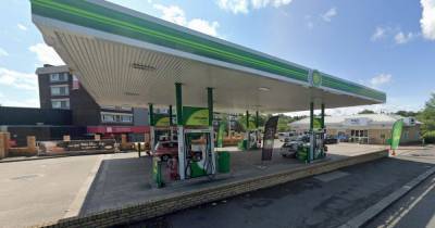 Police manhunt launched after masked armed robber targets Glasgow petrol station - www.dailyrecord.co.uk
