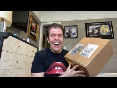 Unboxing My New Memoir! And How YOU Can Get Free Signed Copies!! | Perez Hilton - perezhilton.com - California