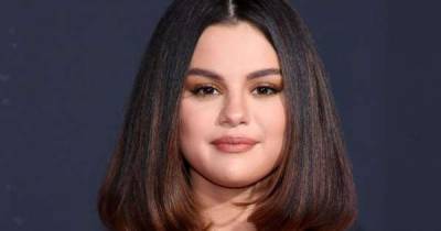 Selena Gomez Opens Up About Her Surgery Scar: “I Feel Confident In Who I Am” - www.msn.com