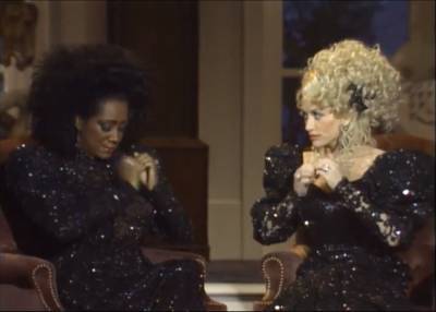 Dolly Parton And Patti LaBelle Go Viral Playing Their Nails In This Clip - etcanada.com