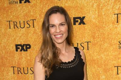 Hilary Swank developed ‘severe claustrophobia’ after wearing Away spacesuit - www.hollywood.com