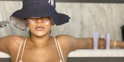 Rihanna Wants You to Remember to Wear Your Sunscreen, No Matter the Season - www.harpersbazaar.com - New York