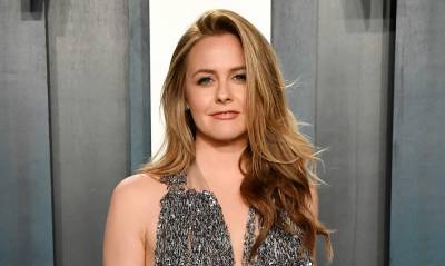 Alicia Silverstone Says Her Son Was Bullied for His Long Hair, But He Had the Best Response - www.justjared.com