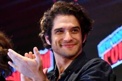‘Teen Wolf’ Star Tyler Posey Debuts on OnlyFans With Nude Guitar Serenade (Video) - thewrap.com - county Posey