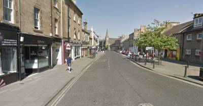 Manhunt launched after Fife shop worker attacked in early morning robbery - www.dailyrecord.co.uk