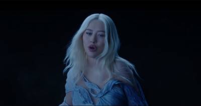 Christina Aguilera updates her 1998 breakout hit Reflection for Disney’s live-action Mulan - www.officialcharts.com