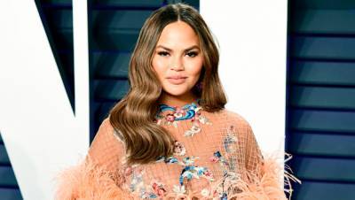 Chrissy Teigen Shares ‘Scary’ Story About Scrambling To ‘Hear The Heartbeat’ Of Her New Baby In The Hospital - hollywoodlife.com