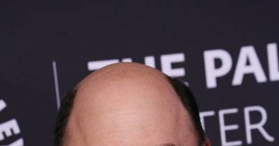 Jason Alexander was punched, spit on after 'Pretty Woman' role - www.wonderwall.com
