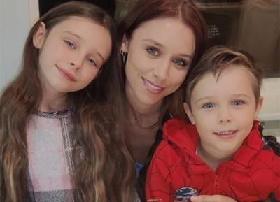 Una Healy has shared the cutest photo of her children’s first day at school - evoke.ie - Ireland