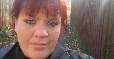 Iceland jobby horror for Scots mum as hand hits human poo while fishing chicken nuggets out shop freezer - www.dailyrecord.co.uk - Scotland - Iceland