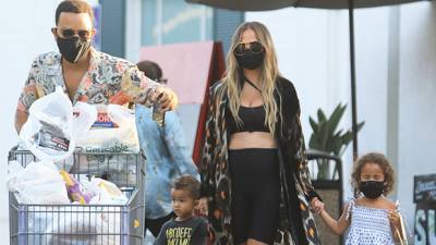 Chrissy Teigen Rocks A Crop Top While Pregnant Holds Hands With Adorable Kids At Grocery Store - hollywoodlife.com - Beverly Hills