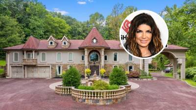 ‘Real Housewives of New Jersey’ OG Teresa Giudice Lists New Jersey Mansion - variety.com - Italy - New Jersey