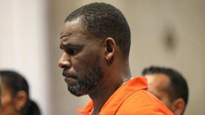R Kelly’s lawyers want to question gang member over cell attack - www.breakingnews.ie - Chicago