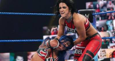 WWE SmackDown: Bayley brutally attacks Sasha Banks and kickstarts long awaited feud between Golden Role Models - www.pinkvilla.com