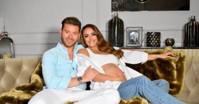 Pregnant Real Housewives star on gender reveal, baby names and rows over who's going to be godmother - www.manchestereveningnews.co.uk