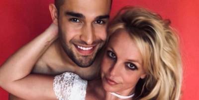Sam Asghari Defends Britney Spears After Author Kelly Oxford Calls Her Instagram Posts "Scary" - www.cosmopolitan.com