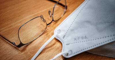How to stop your glasses from fogging while wearing a mask - www.manchestereveningnews.co.uk