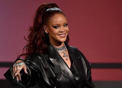 Rihanna injured in crash on a motorised scooter - evoke.ie - Santa Monica