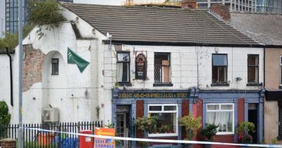 'There was blood everywhere': Horrific description of pub stabbing that left 20-year-old man critically injured - www.manchestereveningnews.co.uk