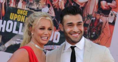 Britney Spears' boyfriend defends singer over claims her Instagram posts are 'scary' - www.msn.com - Arizona