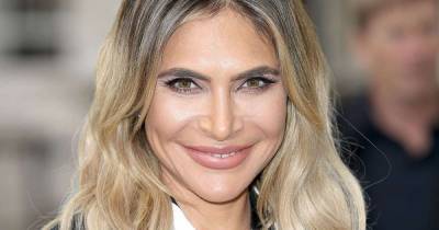 Ayda Field is unrecognisable in Channel 4's Fresh Meat - did you spot her? - www.msn.com