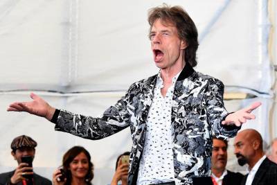 Mick Jagger Promises New Rolling Stones Music When The Band Can Record ‘In Safe Circumstances’ - etcanada.com