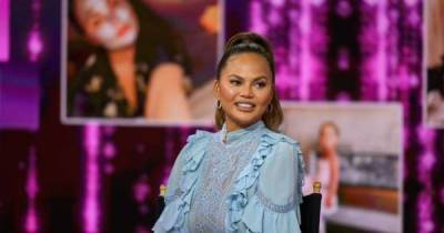 Chrissy Teigen opens up about pregnancy anxiety and shares sweet video of daughter helping with her scan - www.msn.com