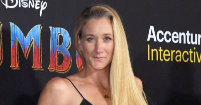 Olympian Kerri Walsh Jennings Faces Backlash for Not Wearing a Mask While Shopping: It’s ‘Brave’ - www.usmagazine.com - Tokyo