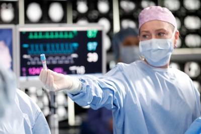 ‘Grey’s Anatomy’ Begins Filming Season 17: See Ellen Pompeo’s First On-Set Photo - etcanada.com - Los Angeles