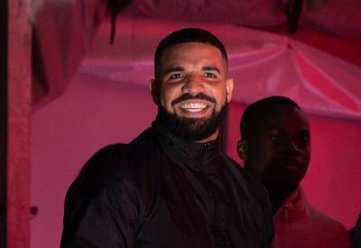 Drake Shares Photo Of Son Adonis On First Day Of School: ‘The World Is Yours Kid’ - etcanada.com