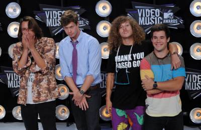 ‘Workaholics’ Stars Team On Podcast ‘This Is Important’ From iHeart Radio - deadline.com