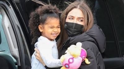 Khloe Kardashian Reveals Sweet Way She’s Celebrating NYE With Daughter True: I’m ‘Cuddling My TuTu’ - hollywoodlife.com - USA