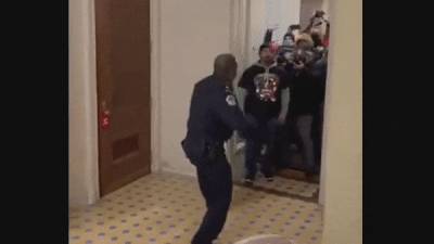 Capitol cop led DC rioters away from open Senate chambers door before it was locked, likely saving lives - www.foxnews.com