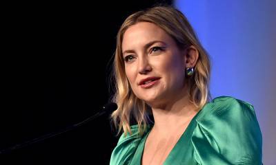 Kate Hudson makes very rare comments about estranged biological dad - hellomagazine.com