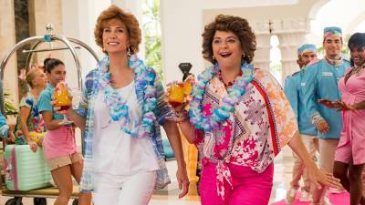 ‘Barb & Star Go To Vista Del Mar’ Trailer: Kristen Wiig & ‘Bridesmaids’ Writer Star In A New Comedy Coming In February - theplaylist.net