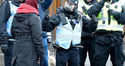 Angry scenes at illegal anti-lockdown demo in Edinburgh as police crackdown on protesters - www.dailyrecord.co.uk