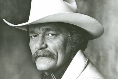 Ed Bruce (1939–2021), country music songwriter - legacy.com - county Maverick