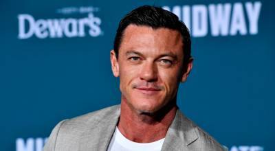 Luke Evans Writes Post About His Personal Life After His Breakup Was Reported - www.justjared.com - Britain