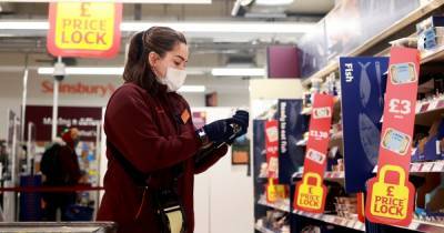 Sainsbury's to bring in bouncers to ban maskless shoppers in supermarket crackdown - www.dailyrecord.co.uk