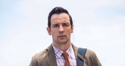 When is Ralf Little planning to leave Death in Paradise? - www.msn.com