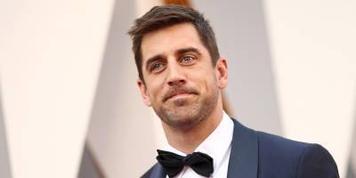Aaron Rodgers Set to Guest Host an Episode of 'Jeopardy!' - www.justjared.com
