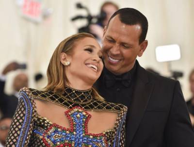 Alex Rodriguez Talks ‘Navigating’ His Blended Family With Jennifer Lopez And His Ex-Wife - etcanada.com - New York