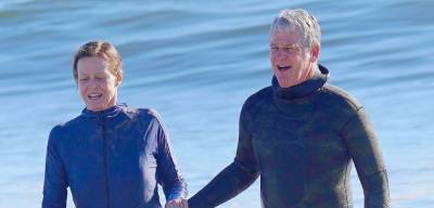 Sigourney Weaver & Husband Jim Simpson Hit the Beach During Rare Outing! - www.justjared.com - Malibu
