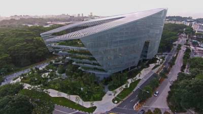 Blackstone to Buy Disney's Singapore Building for $132 Million (Report) - www.hollywoodreporter.com - Singapore - city Singapore
