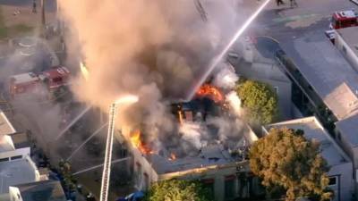 Firefighters battle Venice Beach blaze that started in homeless encampment: report - www.foxnews.com - Los Angeles - Los Angeles - city Venice